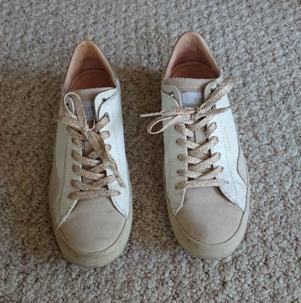 Zero cent cinq 0-105 Beige and White leather Timeless low-top Sneakers size 7.5